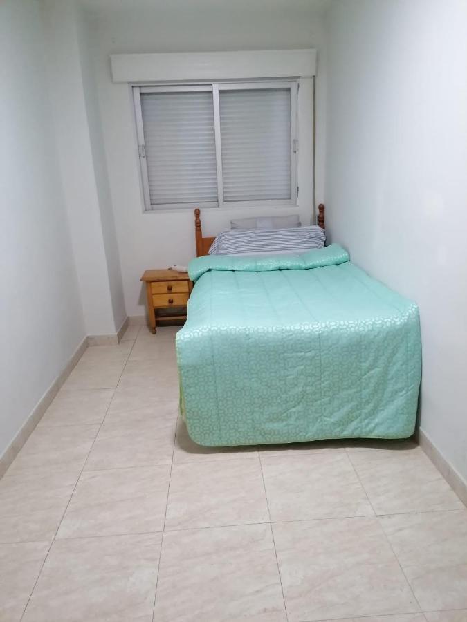 Habitacion Individual En Гранада Екстериор снимка